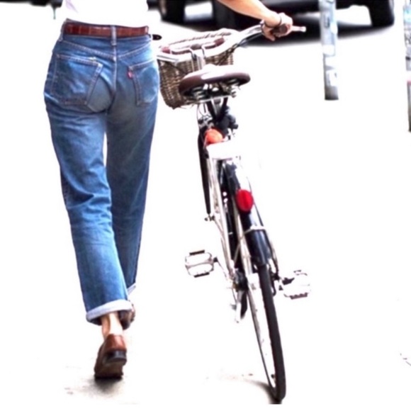 LEVIS Vintage 501 Distressed Classic Wash Straight Leg Jeans - Picture 5 of 16